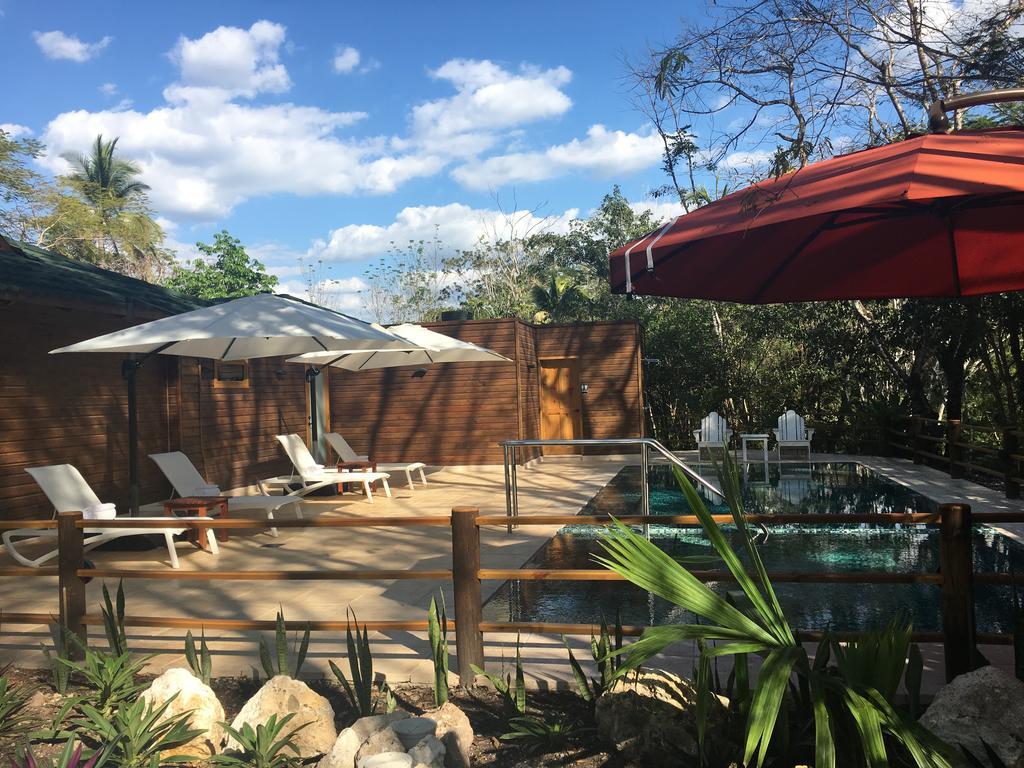 Las Lagunas Boutique Hotel Flores Esterno foto