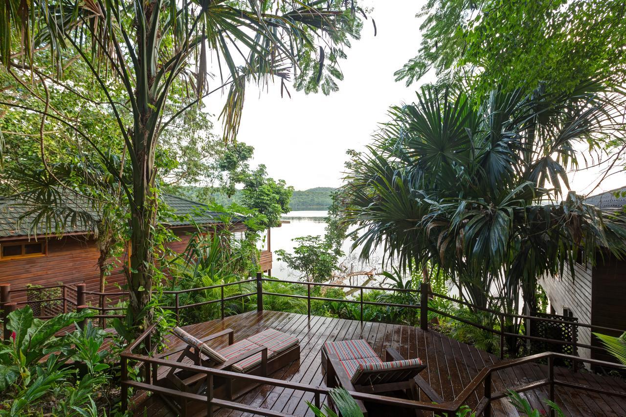 Las Lagunas Boutique Hotel Flores Esterno foto
